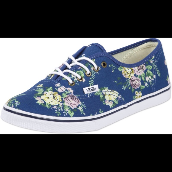 Vans Shoes - Vans // Authentic Lo-Pro Floral